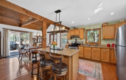 19 Arrowhead Ln, Narrowsburg, NY 12764