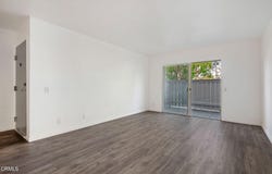 1300 Saratoga Avenue, Ventura, CA 93003