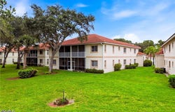 675 Luisa Lane, Naples, FL 34104