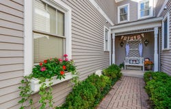 222 E CHURCH Street, Libertyville, IL 60048