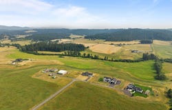 21807 N Creekside Ln, Colbert, WA 99005