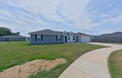 202 Fieldstone Circle, Gravette, AR 72736