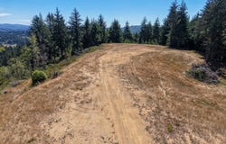 1923 IDAHO Ave, CoosBay, OR 97420