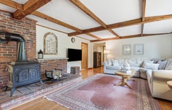 5 Lowell Rd, Westford, MA 01886