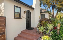2083 Parnell Way, Altadena, CA 91001
