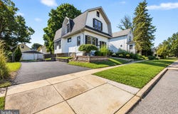 39 CLOVERDALE Avenue, UPPER DARBY, PA 19082