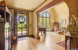 33 Sunset Drive, Anniston, AL 36207
