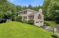 14 Benjamin Drive, Goffstown, NH 03045