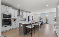 3 PICASSO SQUARE, ASHBURN, VA 20148