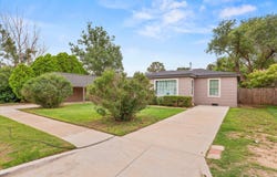 516 Double U Drive, Levelland, TX 79336