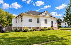 304 N Main Street, Leeton, MO 64761