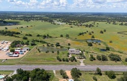3345 E Austin St, Giddings, TX 78942