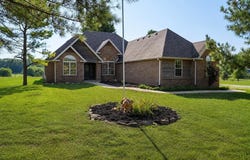 240 Cedar Lane, Billings, MO 65610