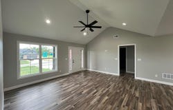 220 Open Meadows Dr, Bardstown, KY 40004