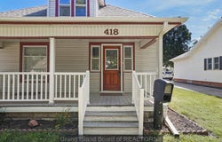 418 E 6th Street, Hastings, NE 68901