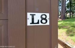 1255 E County Line Road lot: L8, Jackson, MS 39211