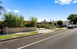 6882 Jaboneria, Bell Gardens, CA 90201