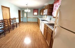 1522 W Jackson St, Covington, VA 24426