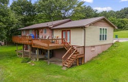 27 Poplar Lane, Morehead, KY 40351