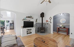 38009 EARL Ln, Corvallis, OR 97330