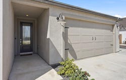 527 Vanderbilt Drive, Lemoore, CA 93245