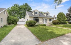 1136 W ROBERTS Avenue, APPLETON, WI 54914