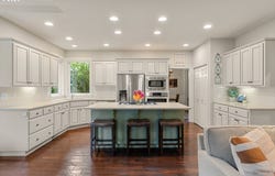 3416 CHELAN Dr, WestLinn, OR 97068