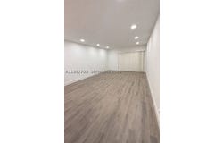 1555 W 44th Pl, Hialeah, FL 33012