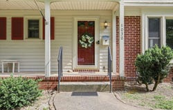 1030 WOODROW AVE, Waynesboro, VA 22980
