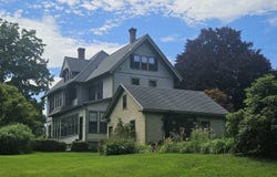 33 Gilbert St, North Brookfield, MA 01535