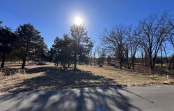 9 Cedar Lane, Willow Springs, MO 65793