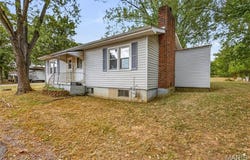 5935 Maple Street, Park Hills, MO 63601