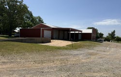 3213 U S 160, West Plains, MO 65775