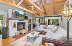 626 Riverside Dr, Lyons, CO 80540