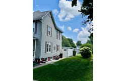 305 N Washington St, Abingdon, IL 61410