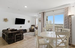 8436 Gulf Boulevard, Navarre, FL 32566