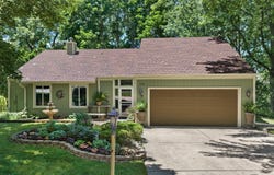 717 Mansfield Cir, Hartland, WI 53029