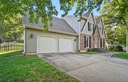 1005 Blueberry Lane, Liberty, MO 64068