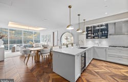 300 INTERNATIONAL Drive, BALTIMORE, MD 21202