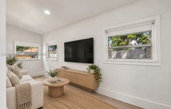 1063 NW 55th Ter, Miami, FL 33127
