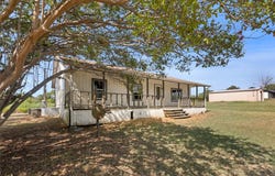 1901 E Texas Street, Denison, TX 75021