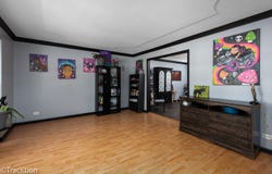 360 Lakeview Drive, Aurora, IL 60506