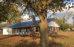 618 south 4th, Lilbourn, MO 63862