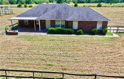 24401 Brazil Creek LOOP, Shady Point, OK 74956