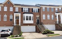 838 REVELSTORE TER NE, LEESBURG, VA 20176