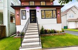 407 E 10Th Ave, Roselle Boro, NJ 07203-2201