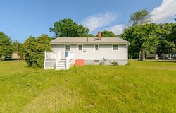 392 Acton Rd, Chelmsford, MA 01824