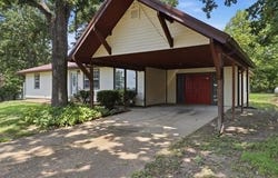 651 Plainview Drive, Houston, MO 65483