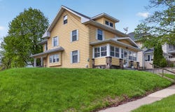 302 Ellery Avenue, Jackson, MI 49201