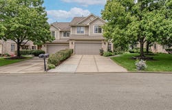 30 Lahinch Drive, Lemont, IL 60439